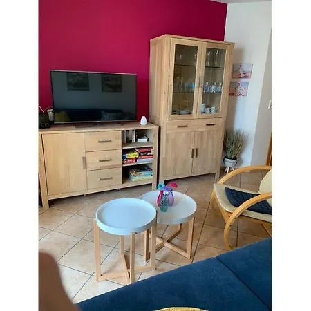 بيت للعطل Wood In Usedom زيمبين